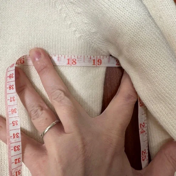 Liz‎ Claiborne Collection Cream Merino Wool Sweater Beaded Floral Embroidered M - Picture 8 of 10